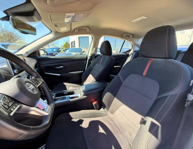 2022 Nissan Sentra SR