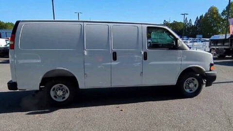 2025 Chevrolet Express 2500