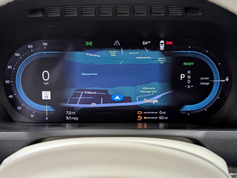 2025 Volvo XC60 B5 Plus Dark Theme