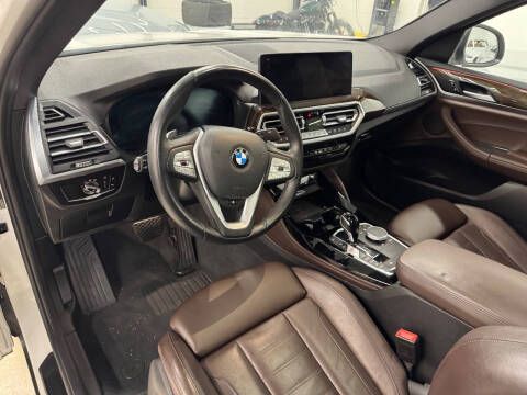 2023 BMW X4 xDrive30i