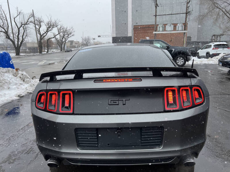 2013 Ford Mustang GT Premium