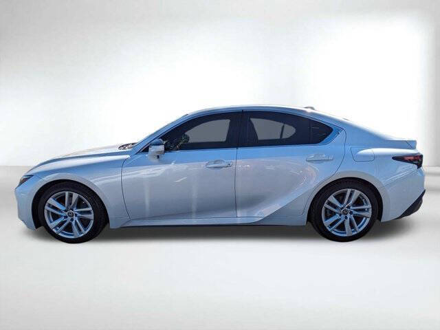 2024 Lexus IS 300