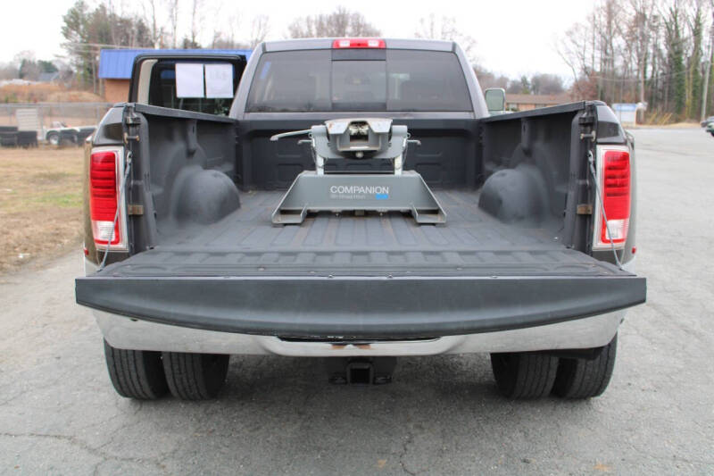 2015 RAM 3500 Laramie