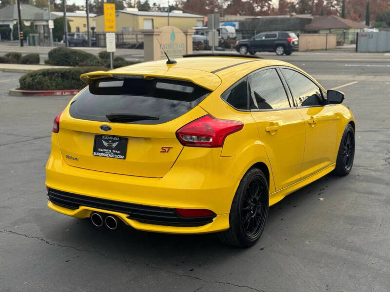 2018 Ford Focus ST