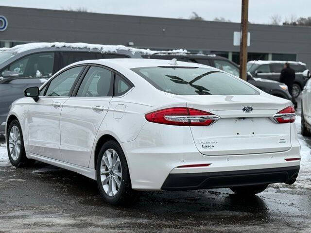 2020 Ford Fusion SE