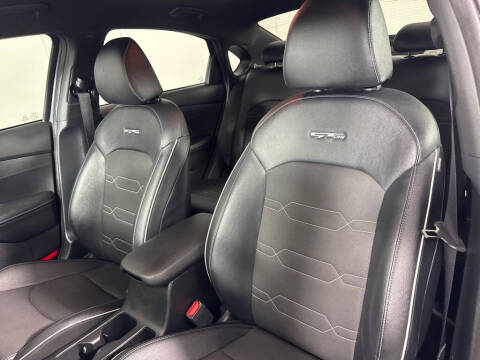 2022 Kia Forte GT Line