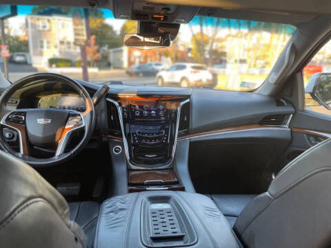 2017 Cadillac Escalade Premium Luxury