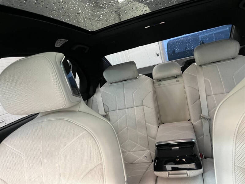 2023 BMW 7 Series 760i xDrive