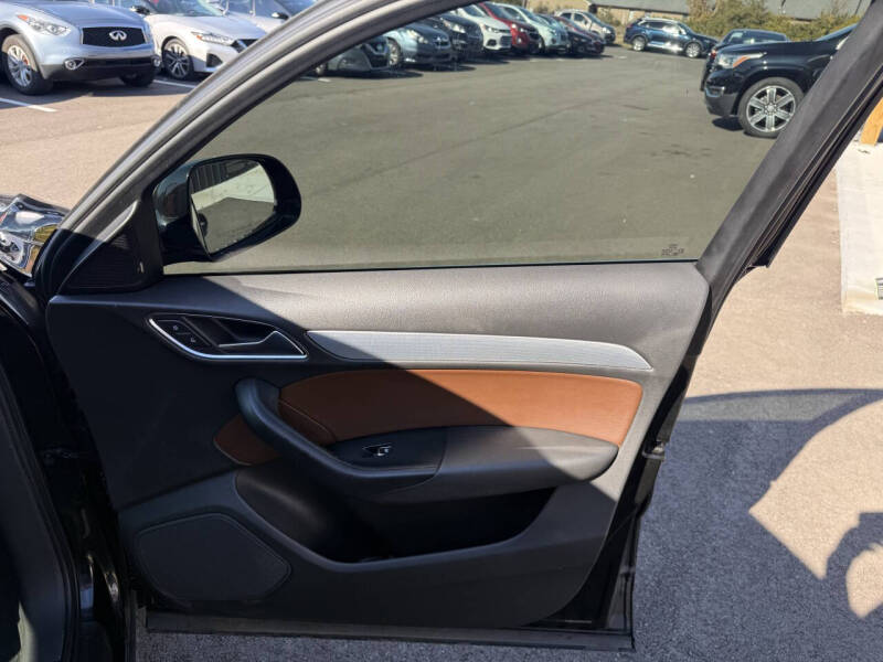 2016 Audi Q3 2.0T quattro Premium Plus