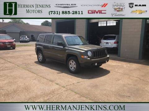2015 Jeep Patriot for sale at CAR MART in Union City TN