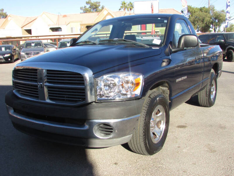 2006 Dodge Ram 1500 Pickup ST photo 6