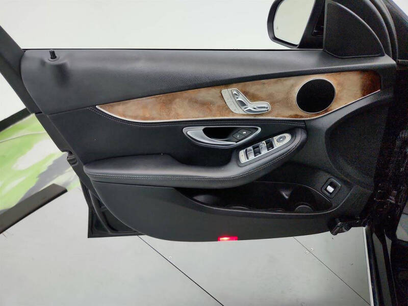 2015 Mercedes-Benz C-Class C 300