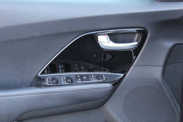 2017 Kia Niro EX