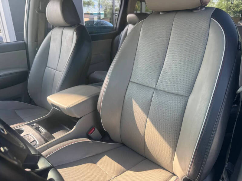 2017 Kia Sedona LX