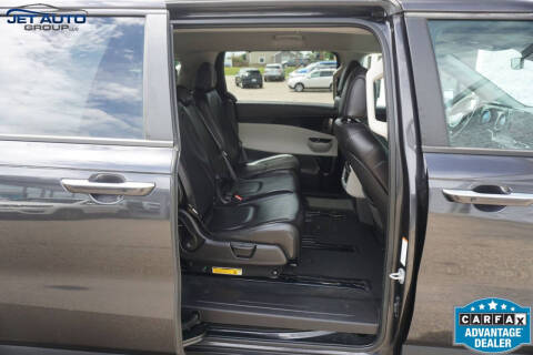 2023 Kia Carnival EX