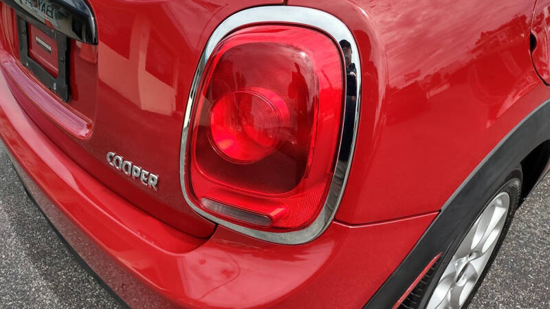 2018 MINI Hardtop 4 Door Cooper