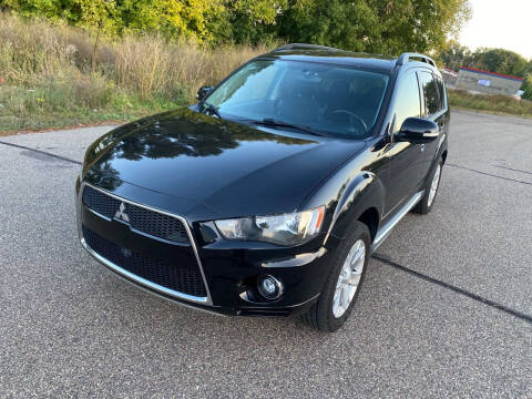 2010 Mitsubishi Outlander for sale at Blue Tech Motors in South Saint Paul MN