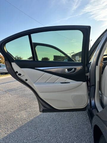 2014 Infiniti Q50 Premium