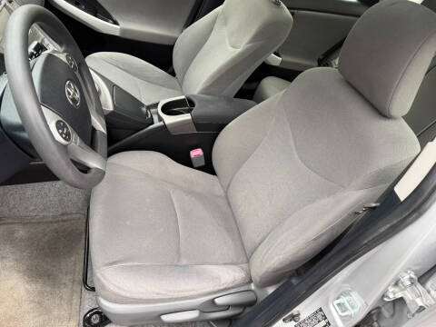 2012 Toyota Prius Two