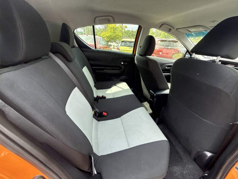 2015 Toyota Prius c Three