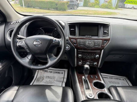 2015 Nissan Pathfinder SL