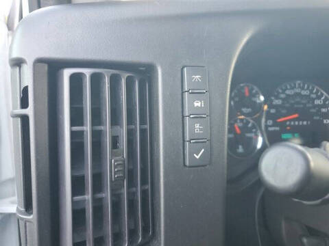 2024 Chevrolet Express 2500