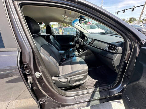 2019 Kia Niro S Touring
