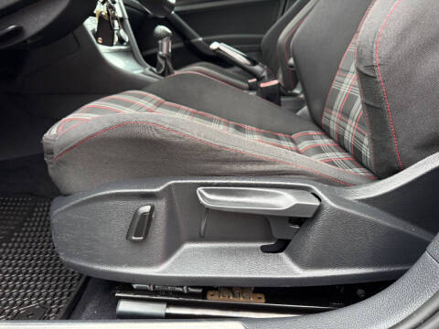 2015 Volkswagen Golf GTI Autobahn