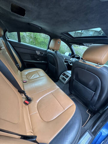 2011 Jaguar XF XFR