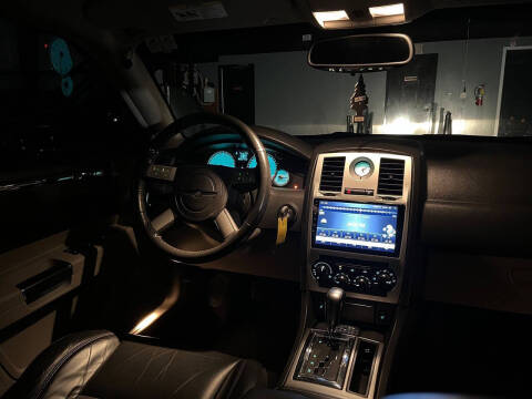 2006 Chrysler 300 SRT-8