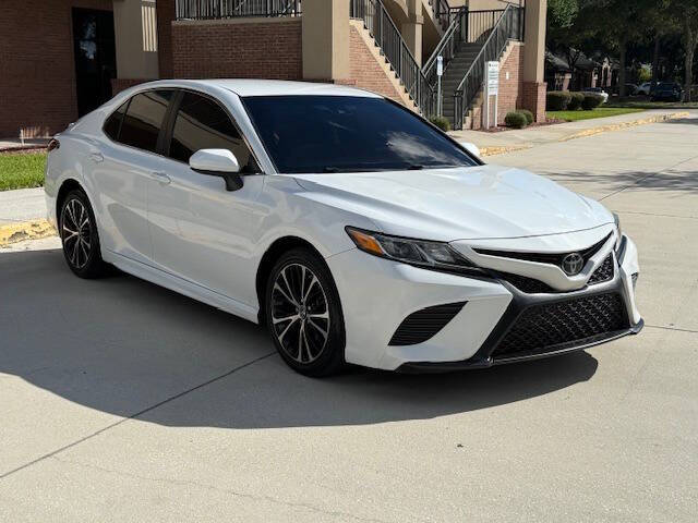 2018 Toyota Camry SE