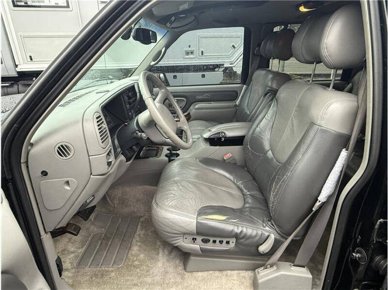 1999 GMC Yukon Denali