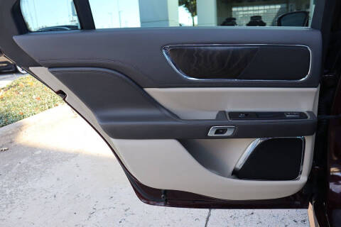 2018 Lincoln Continental Select