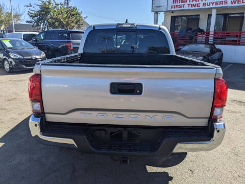 2019 Toyota Tacoma SR5 V6