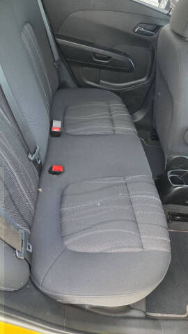 2016 Chevrolet Sonic LT Auto