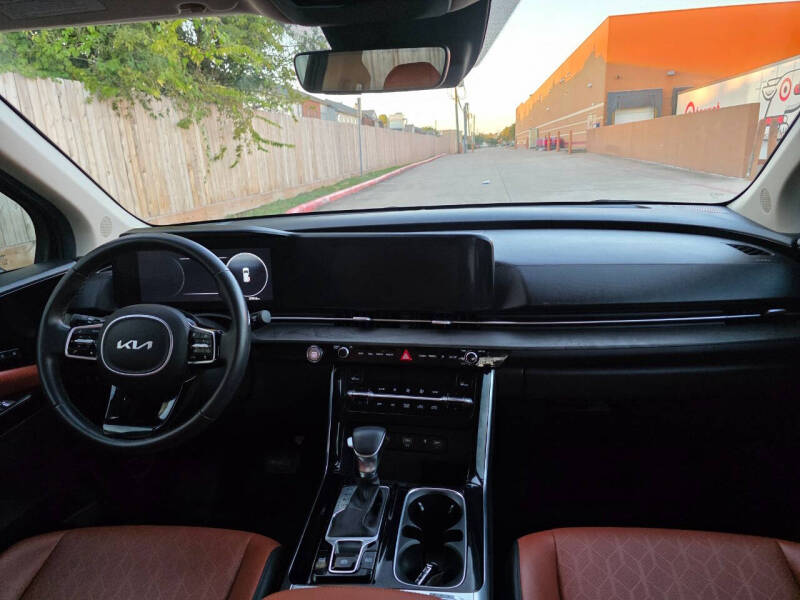 2023 Kia Carnival SX Prestige