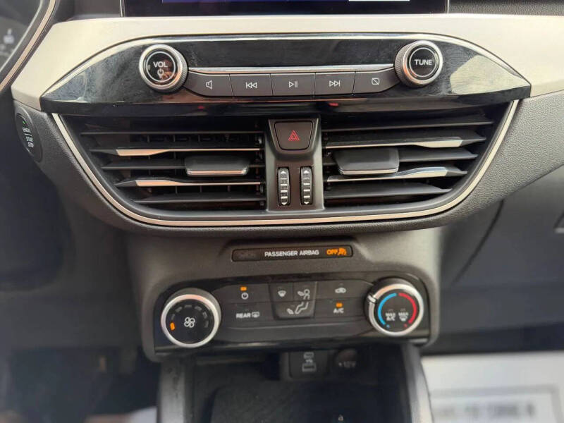 2022 Ford Escape SE