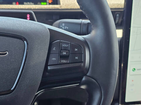 2025 Ford Mustang Mach-E Select