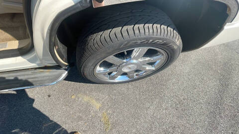 2010 Cadillac Escalade Luxury