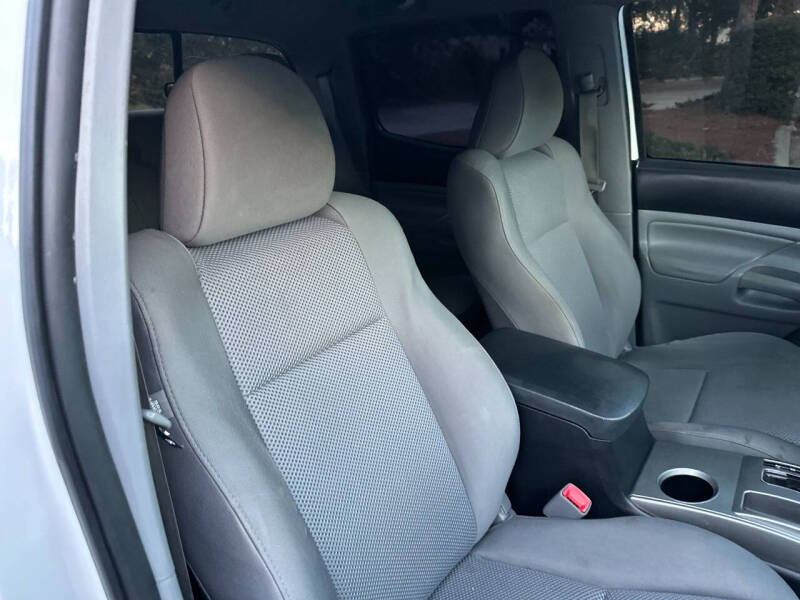 2012 Toyota Tacoma PreRunner V6