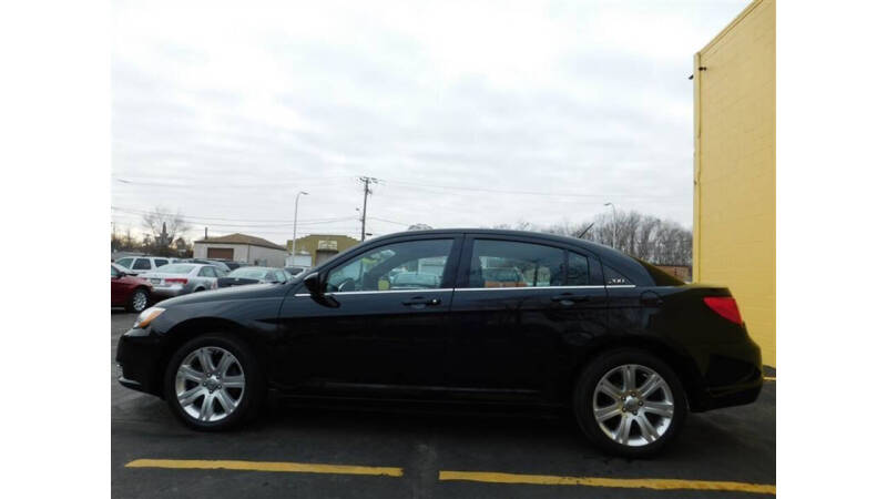2013 Chrysler 200 Touring