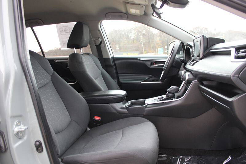 2020 Toyota RAV4 Hybrid XLE