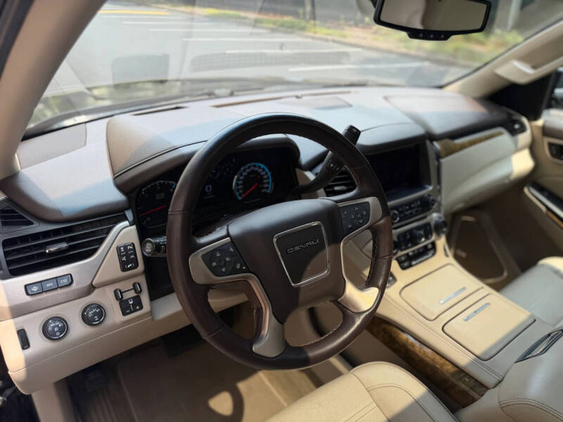 2017 GMC Yukon Denali
