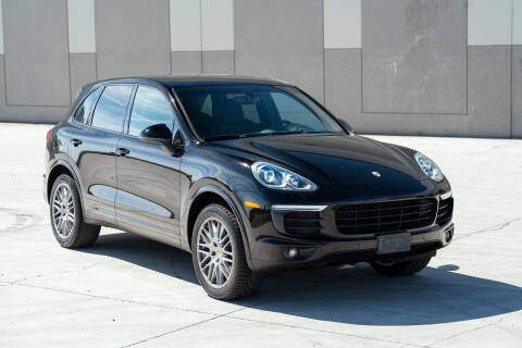 2017 Porsche Cayenne Platinum Edition