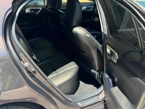 2013 Lexus CT 200h