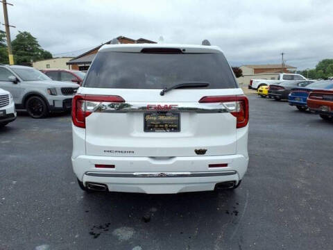 2023 GMC Acadia Denali