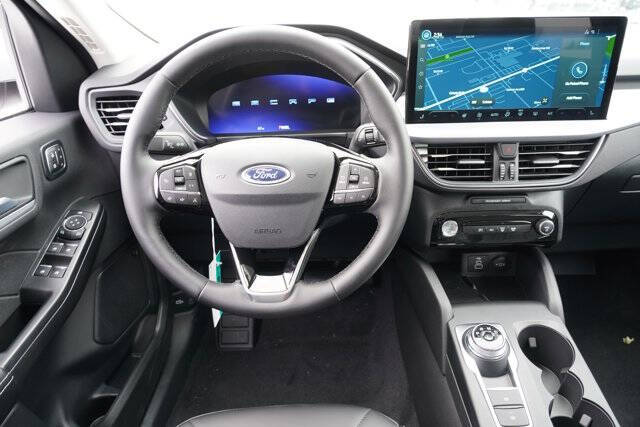 2026 Ford Escape Hybrid Platinum
