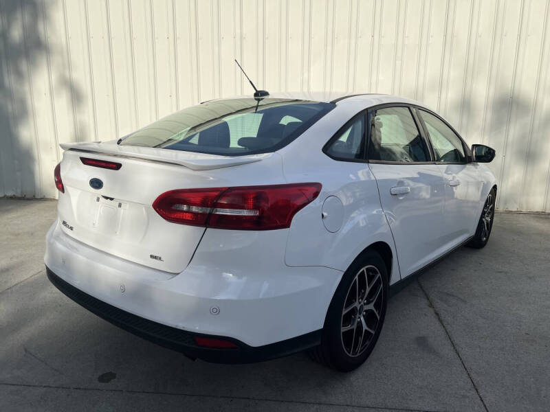 2017 Ford Focus SEL