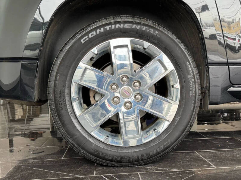 2016 GMC Acadia Denali