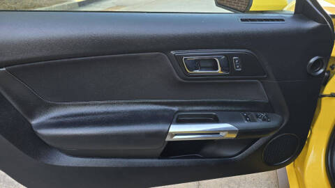 2017 Ford Mustang V6